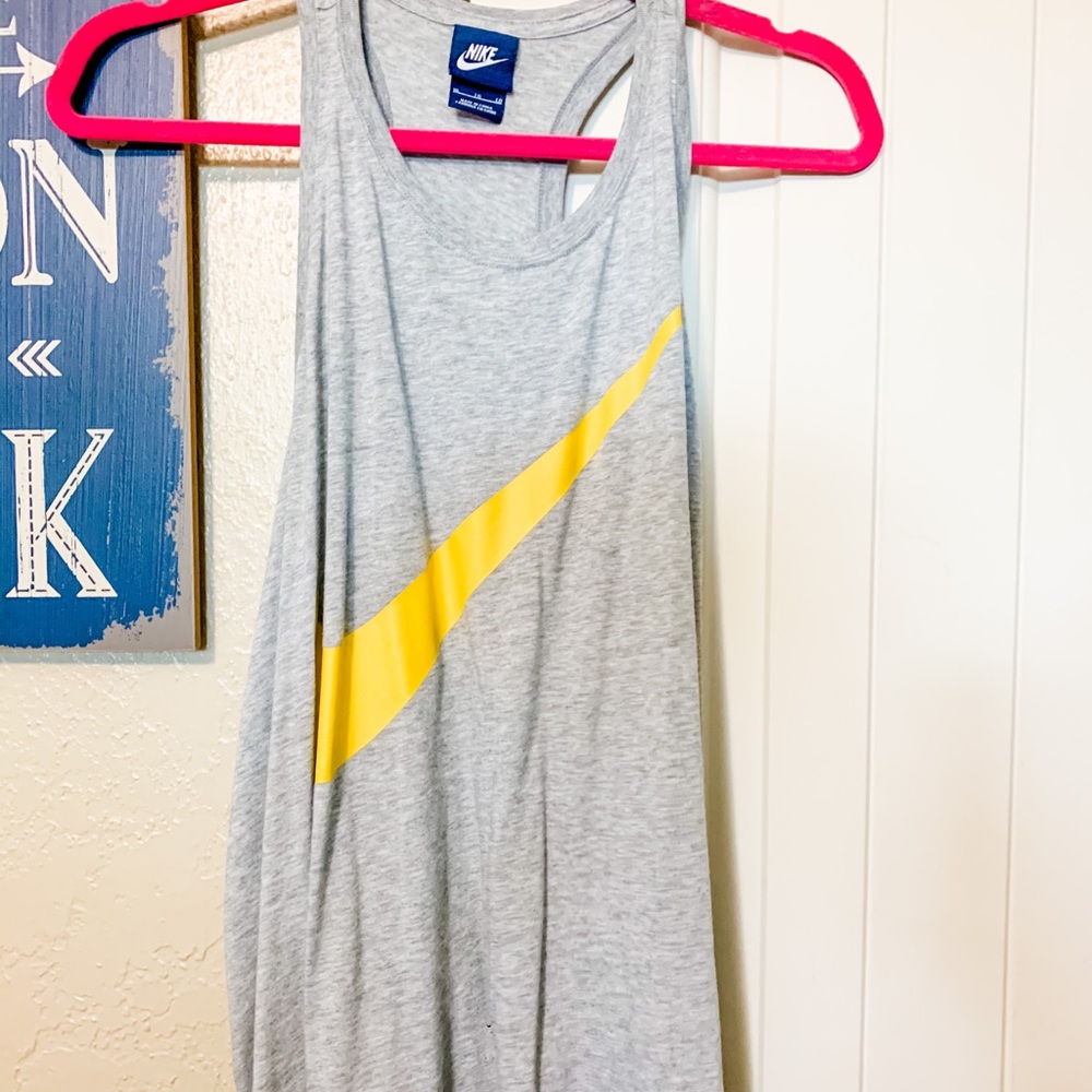 Nike tank top